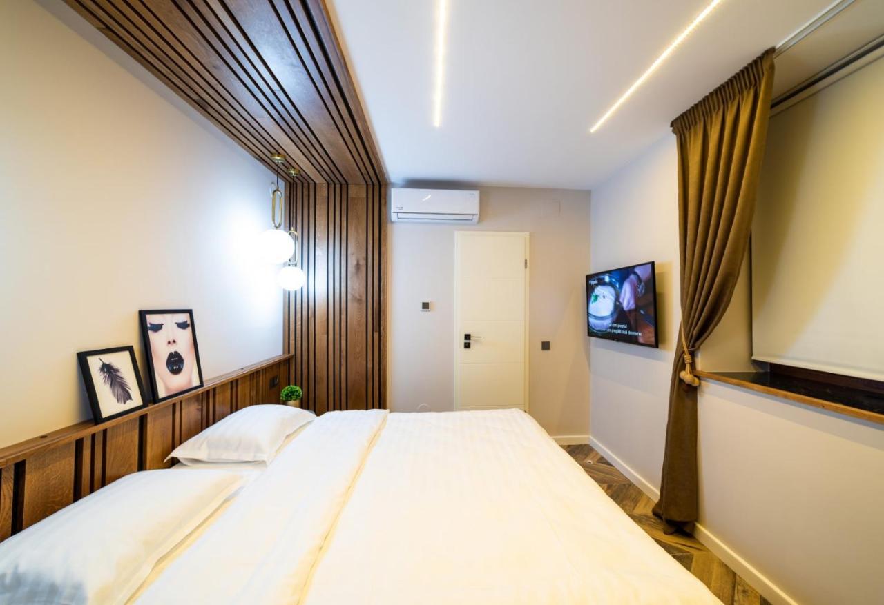 Appartamento Art'Partment Braşov Esterno foto